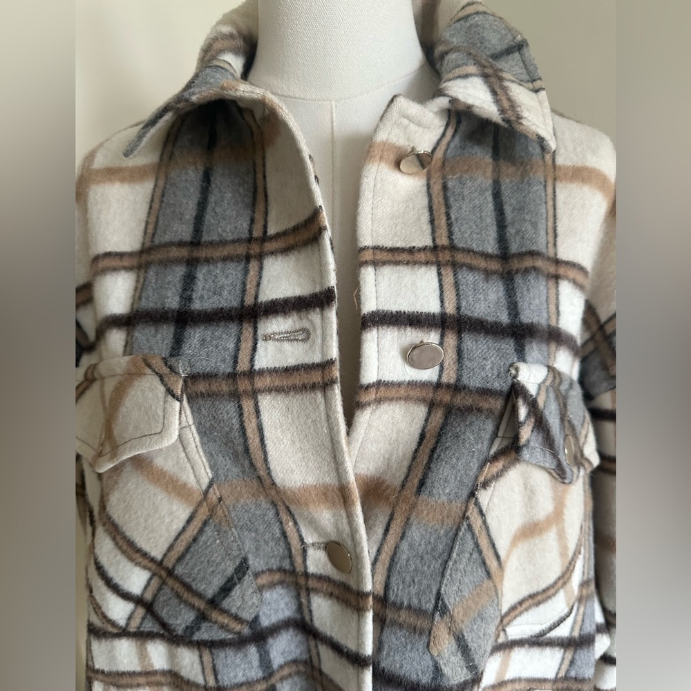 Zara Wool Shacket- Large - Picture 2 of 7